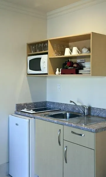 Stay 280 & Stay 284 Rotorua - Refurbished Modern Accommodation