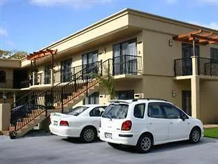 Stay 280 & Stay 284 Rotorua - Refurbished Modern Accommodation