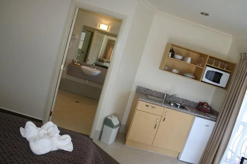 Stay 280 & Stay 284 Rotorua - Refurbished Modern Accommodation 4*,  New Zealand