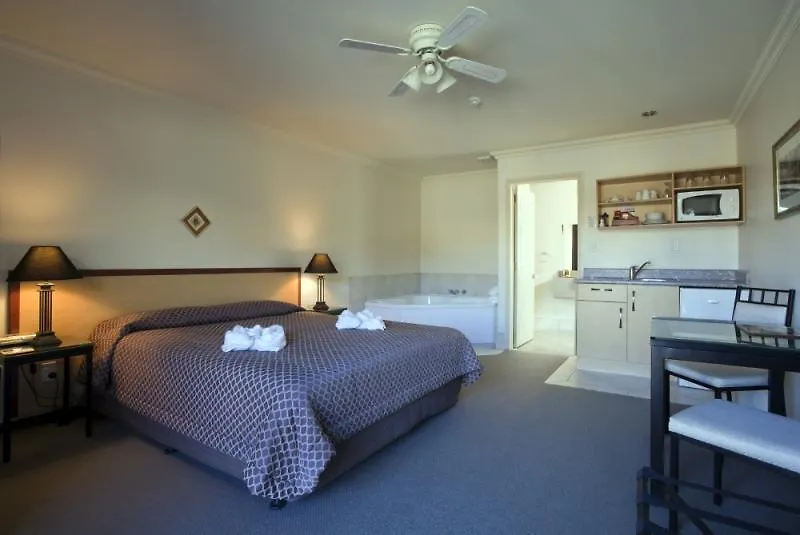 Stay 280 & Stay 284 Rotorua - Refurbished Modern Accommodation
