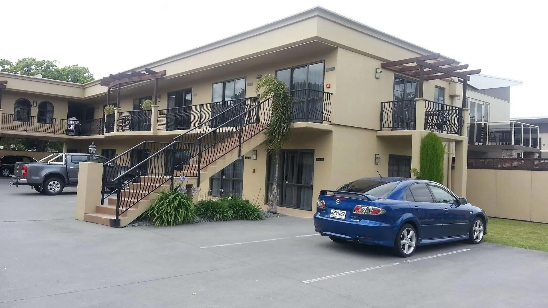 Motel Stay 280 & Stay 284 Rotorua - Refurbished Modern Accommodation